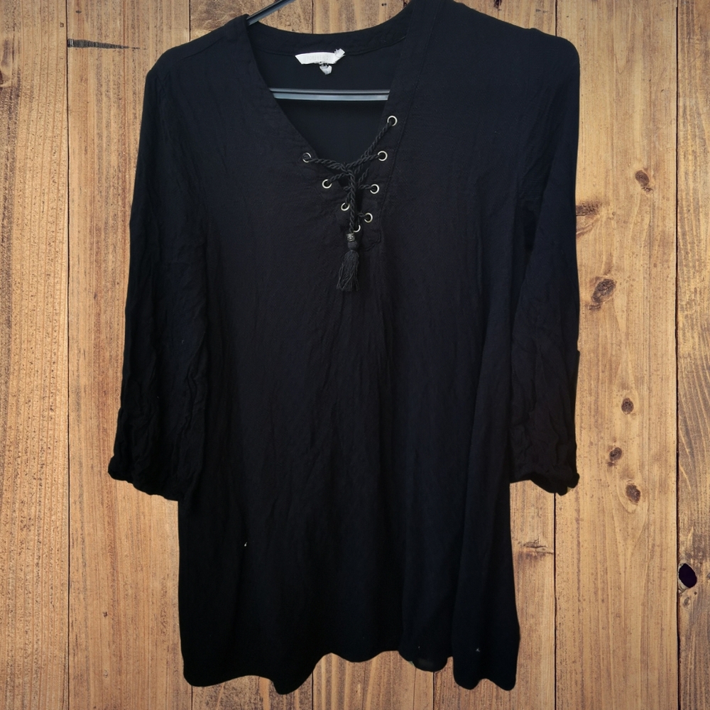 3/10$ Forever 21 Black Tie Front 3/4 Sleeve Blouse